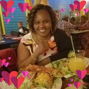 Meet your Posher, Maxine